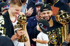 洛杉矶湖人队NBA交易截止日：里夫斯或成关键筹码，寻求马刺潜力新星与选秀权